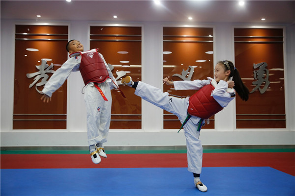 熊猫体育官网健康型·运动型校园：幸福人生从这里启航(图5)